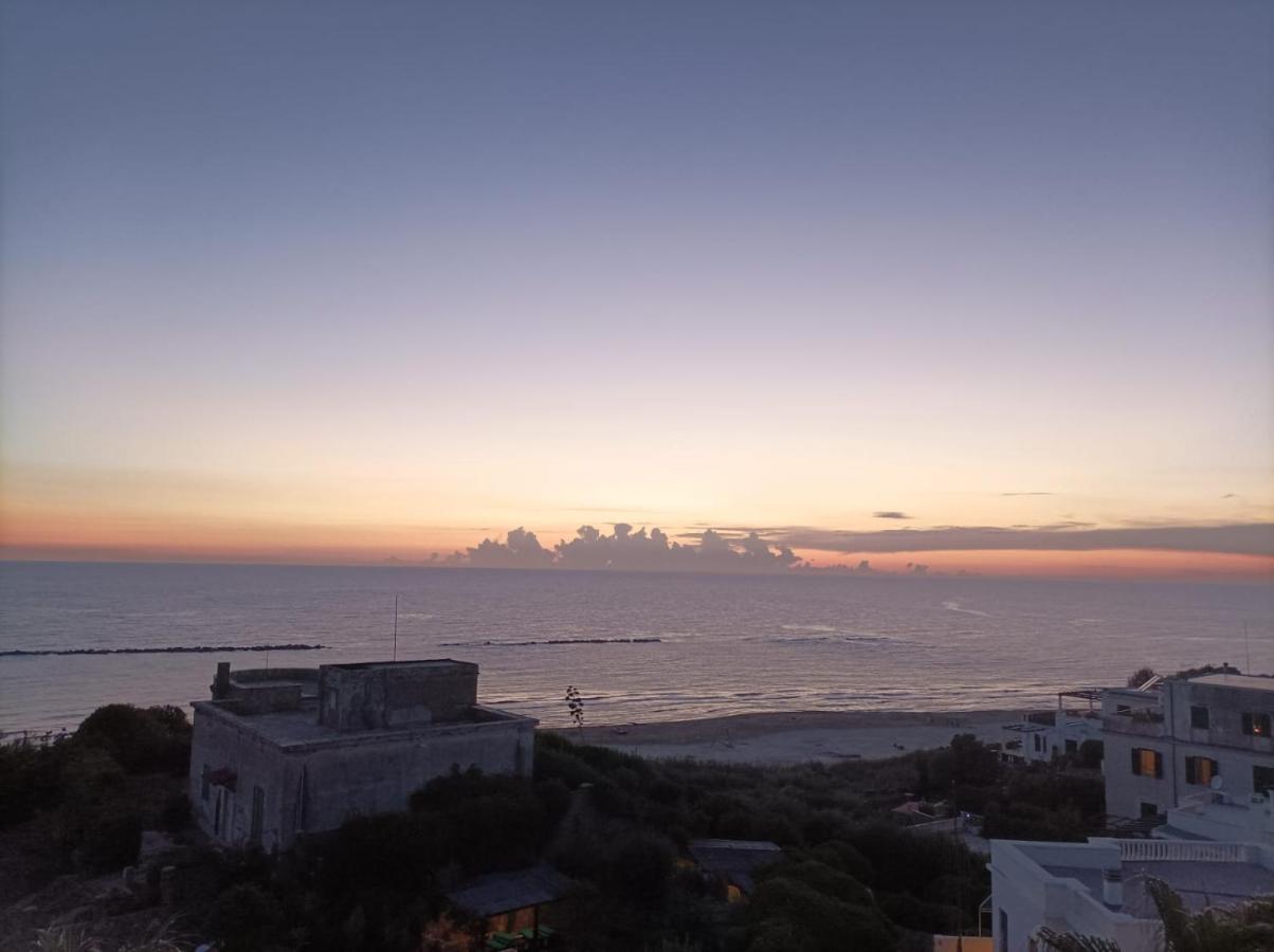 La Terrazza Di Nerone Apartment Anzio Luaran gambar
