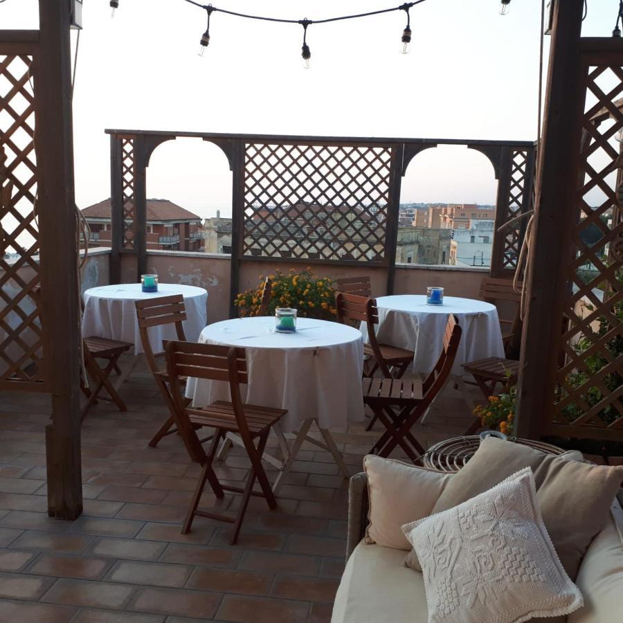 La Terrazza Di Nerone Apartment Anzio Luaran gambar