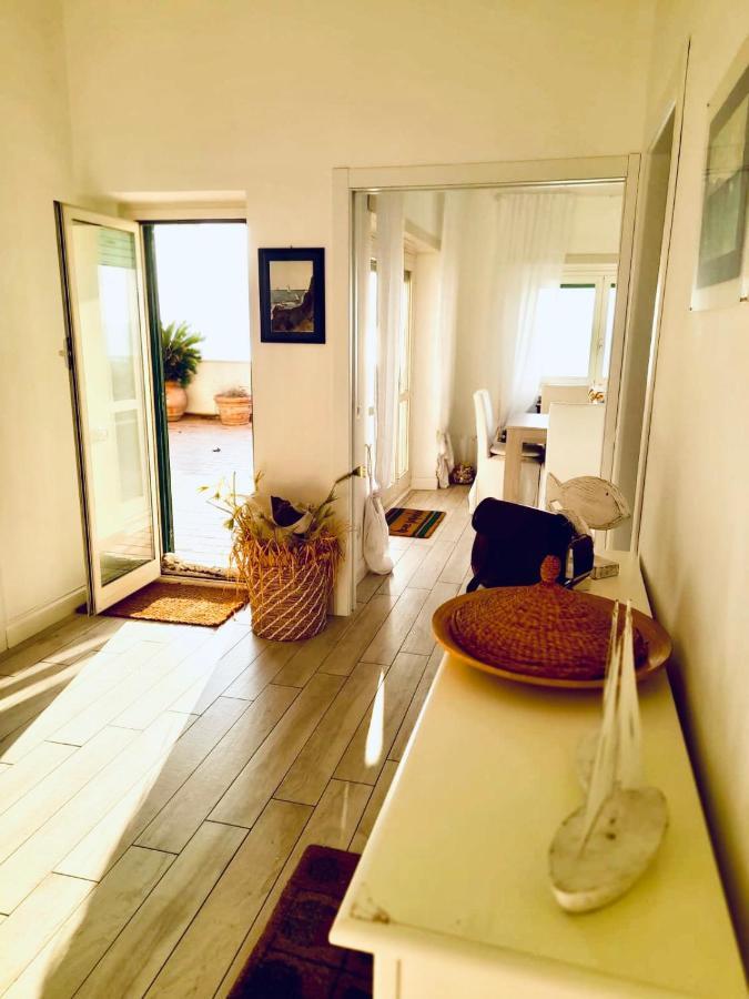 La Terrazza Di Nerone Apartment Anzio Luaran gambar